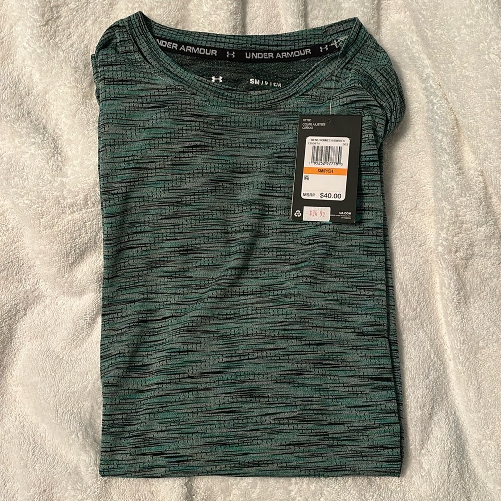Under Armor Men’s Sm.  New with Tags.